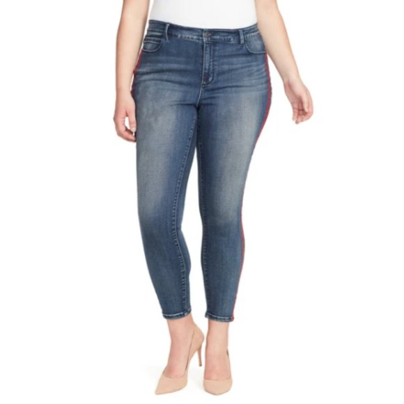 Women's Mid-Rise Jeans - Universal Thread™ - Picture 4 of 8